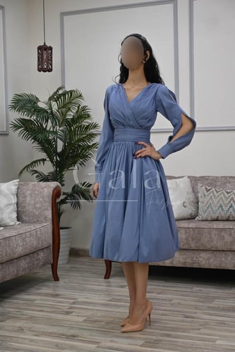 فستان كلوش قصير أكمام