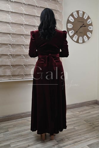 فستان اكتاف طويل مخصر