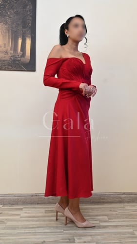 فستان كتف ميدي