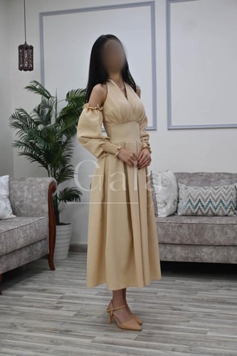 فستان ميدي بأكمام منفصلة