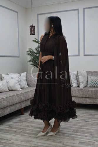 فستان ميدي بأكمام طويله