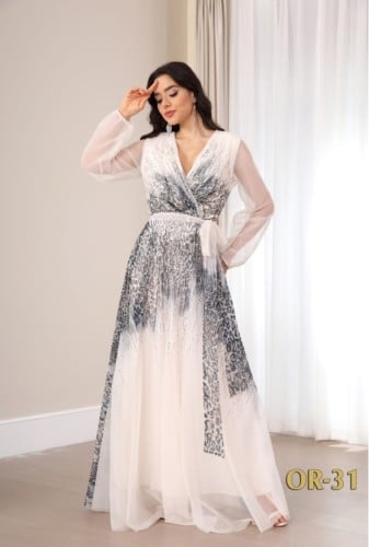 فستان طويل كم طويل