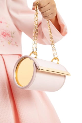 فستان أميرة الورد وردي