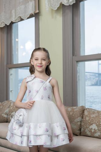 فستان بتلة الورد