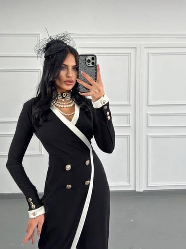 فستان كلاسيك مع اكسسوار لولو