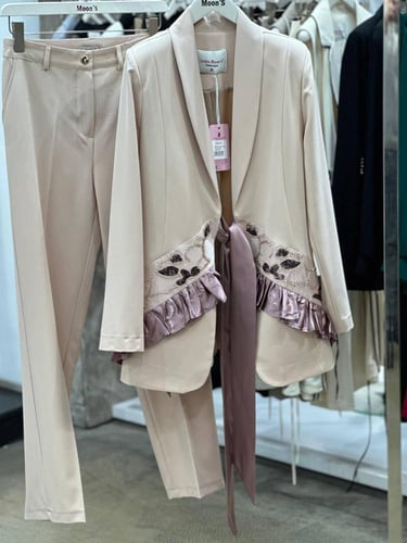 طقم سكون الحرير