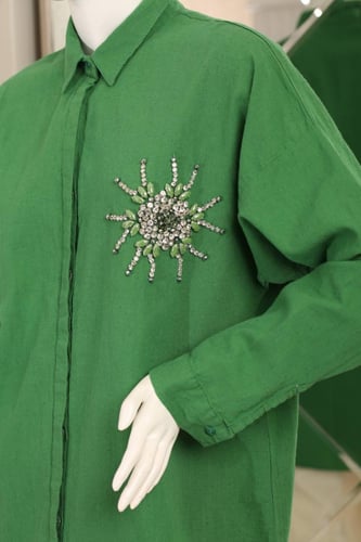 قميص أزرار أمامية