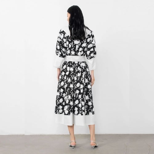 فستان أسود وأبيض Gizia