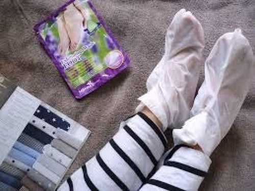 الجوارب السحرية لتقشير القدمين الكورية