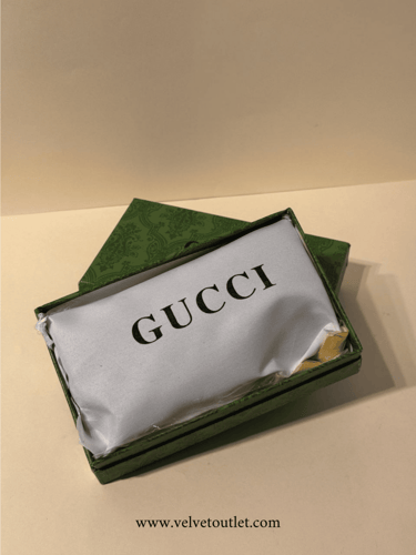 قوتشي -أسود