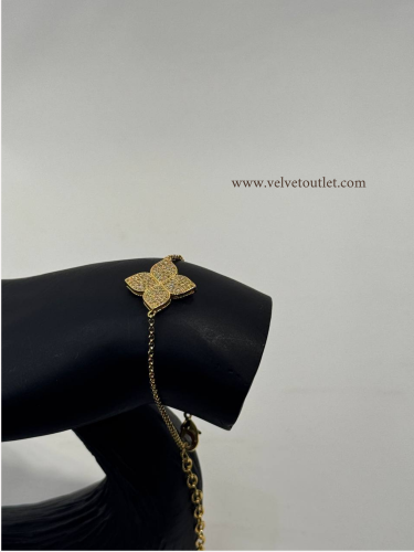 اسوارة روبيرتو كوين