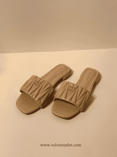 فلات ميو ميو -بيج