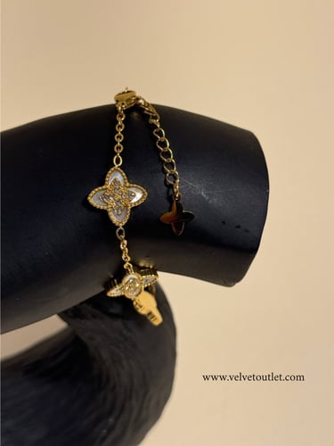 اسوارة ربرتو كوين