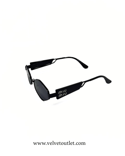 نظارة ميو ميو