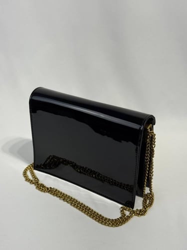 شنطة سان لوران اسود