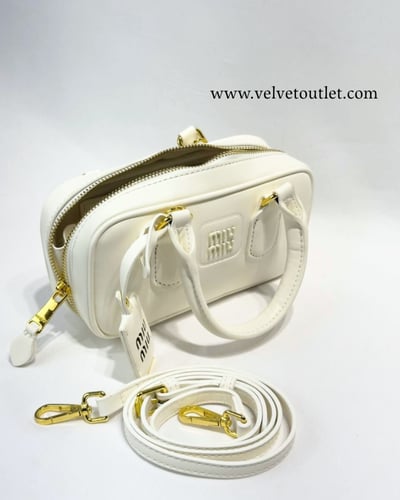 شنطة ميو ميو أبيض ميني