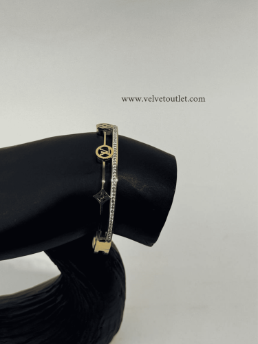 اسوارةLV