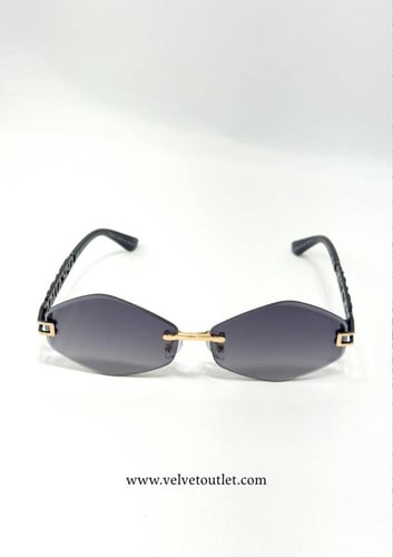 نظارة برادا