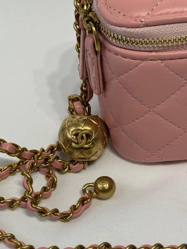 شنطة شانيل ميني وردي