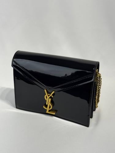 شنطة سان لوران اسود