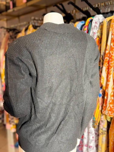 بلوزة نسائية