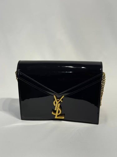 شنطة سان لوران اسود