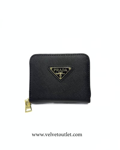 محفظة -برادا