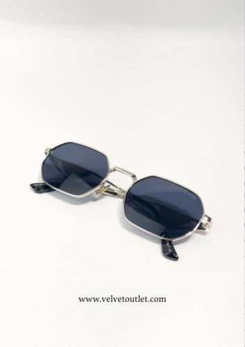 نظارة برادا