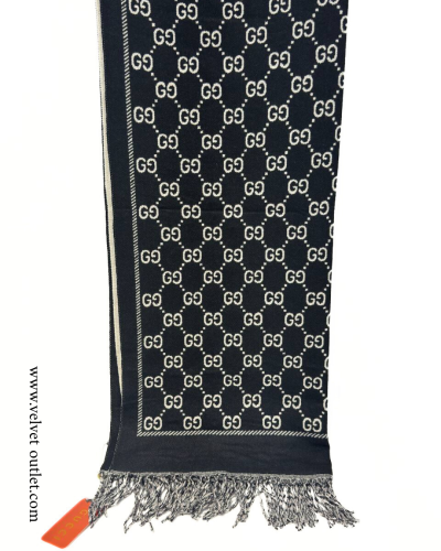 شال قوتشي تو فيس