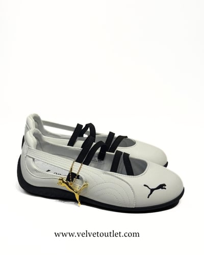 حذاء بوما أبيض