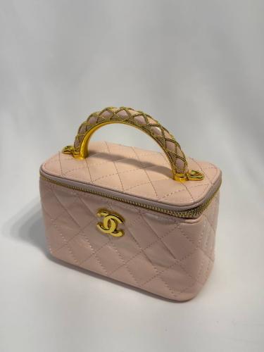 شنطة شانيل وردي