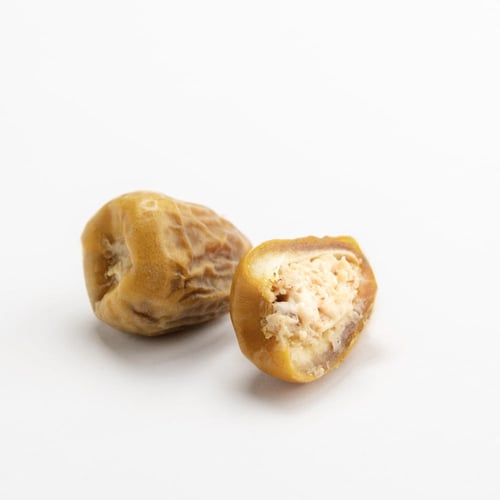 تمر سكري محشي بكريمة عين الجمل