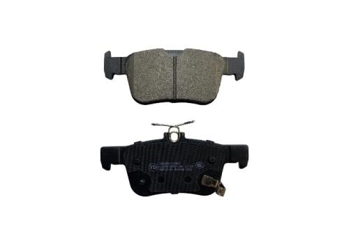 فحمات خلفيه ) يمين + يسار ( CS35 Plus 2020-2023 شا...