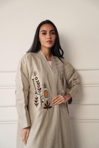 Beige abaya with distinctive embroidery