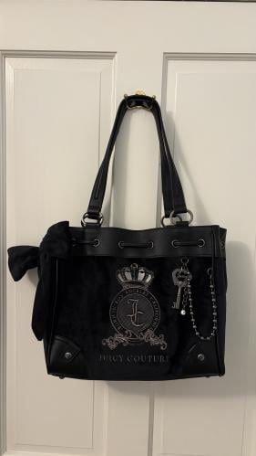 Juicy couture- vintage black
