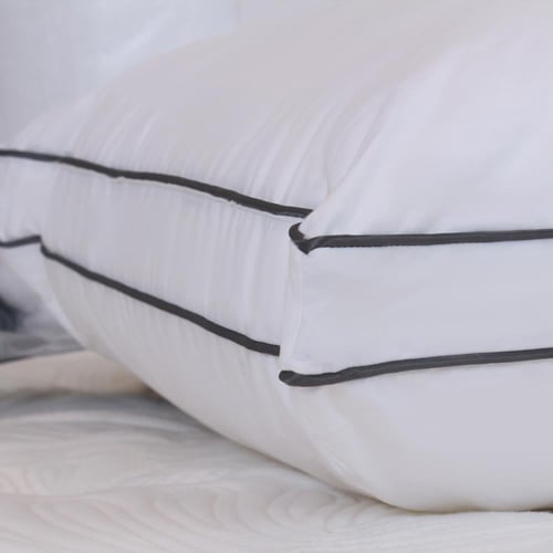 وسادة ماريا الفندقية