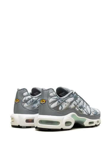 سنيكر اير ماكس بلاس | Air Max Plus sneakers