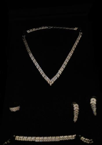 طقم زيركون - فضي