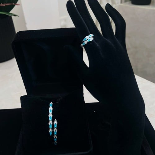 خاتم مع أسوارة