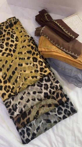 حرير اندنوسي متروس كرستال مع الشيله