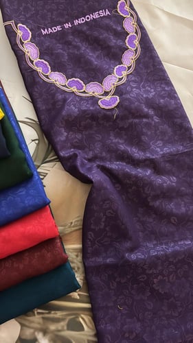 كشميري مطرز