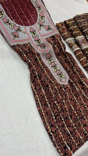 قطن اماراتي ترتر مطرز ومرصع ب كرستال (الاقطان تغسل...