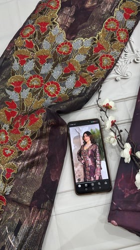 شيفون زري مع بطانة حرير ايطالي موديل دبل اكمام مع...