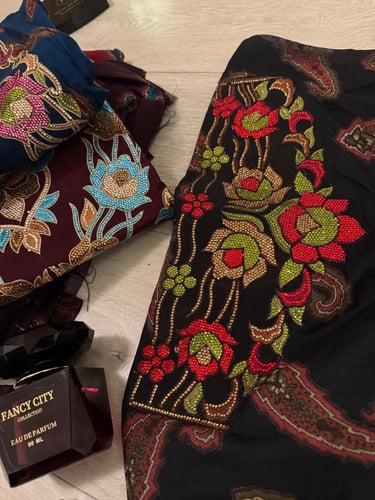 كشميري مطرز سلسله ومتروس كرستال