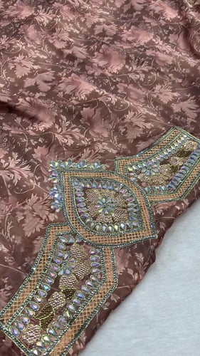 حرير ايطالي جاكار فاخر مطرز ومتروس كرستال