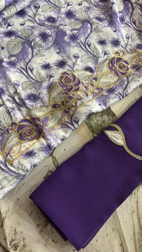 حرير اندنوسي مطرز ومرصع بالكرستال مع الطرحه