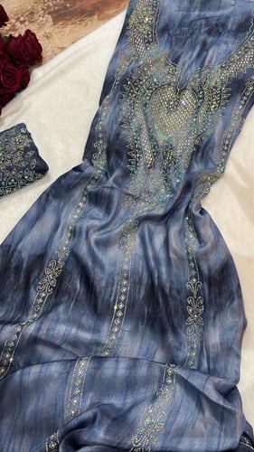 حرير يوريو كرستال امام وخلف مع السروال