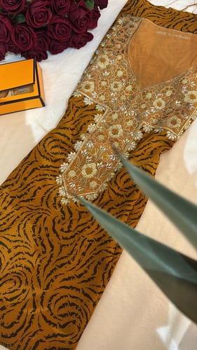 كشميري مطرز تطريز عربي ومتروس كرستال