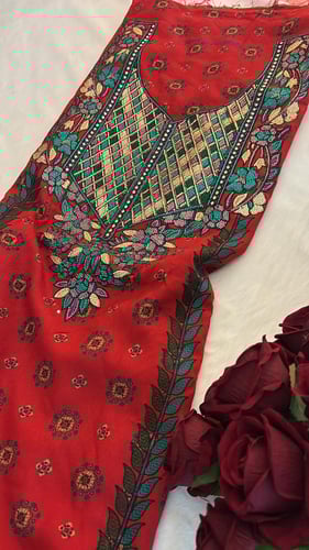 كشميري مطرز ومتروس كرستال مطرز سلسله