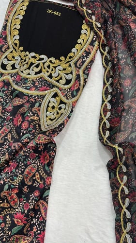 حرير ايطالي مطرز متروس كرستال اكمام عربي مع شيله ش...